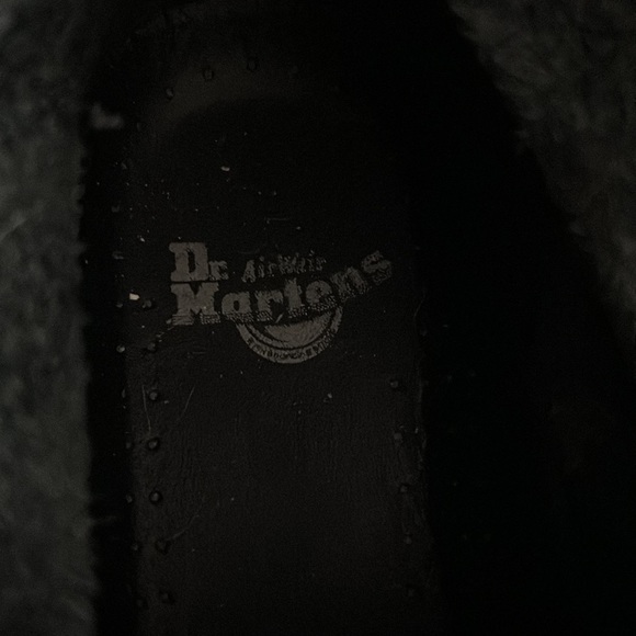 Dr. Marten’s Triumph boot with plaid lining size 6 (37) - Picture 13 of 15